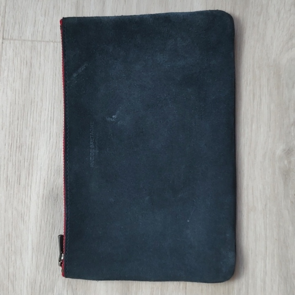 Rue de Bretagne 9.5"x6" Suede Pouch Blue/Red Used